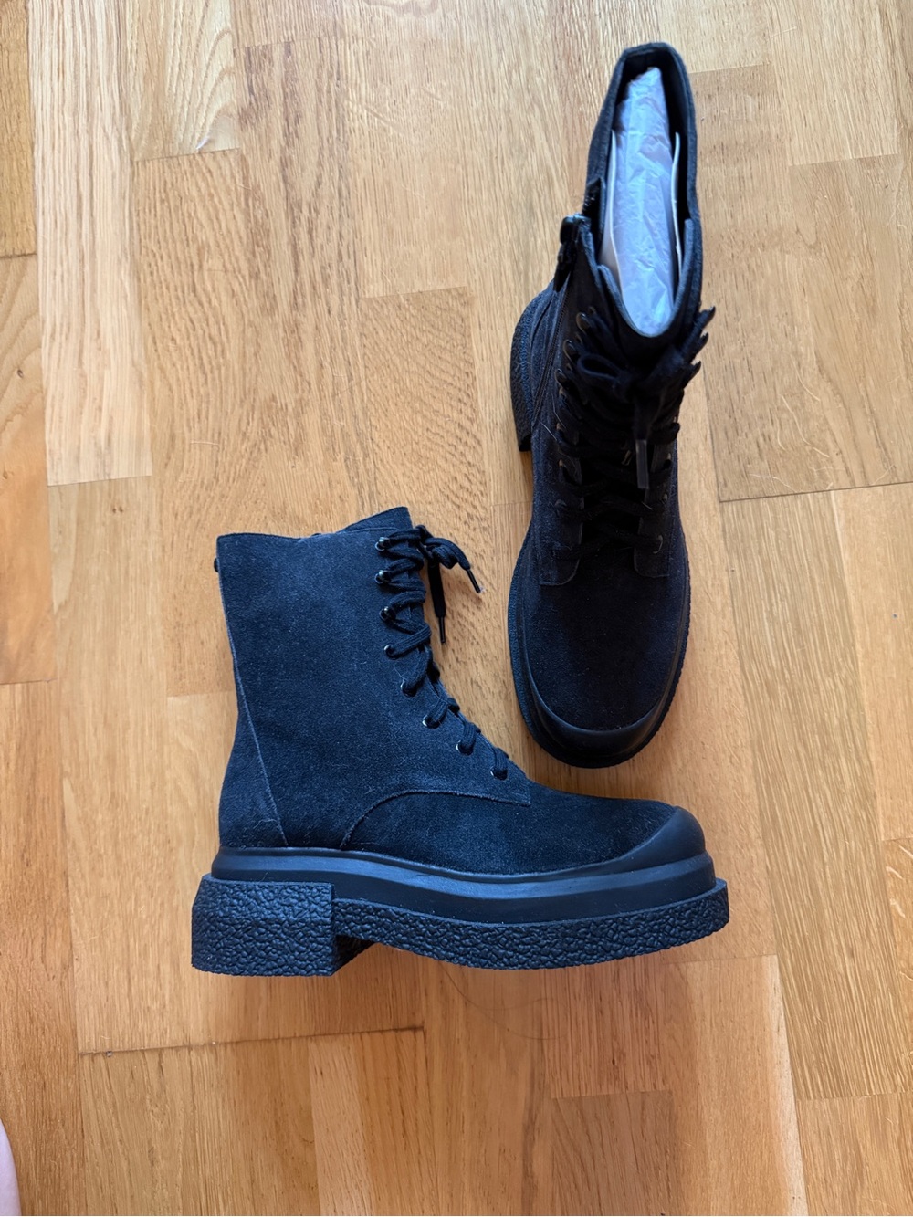 NEW Stuart Weitzman Charli Laceup Bootie